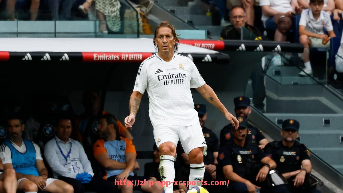 杏彩体育-上海大鲨鱼与火箭队历史关系与交流回顾